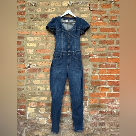Guess denim jumpsuit - Picture 3 of 5